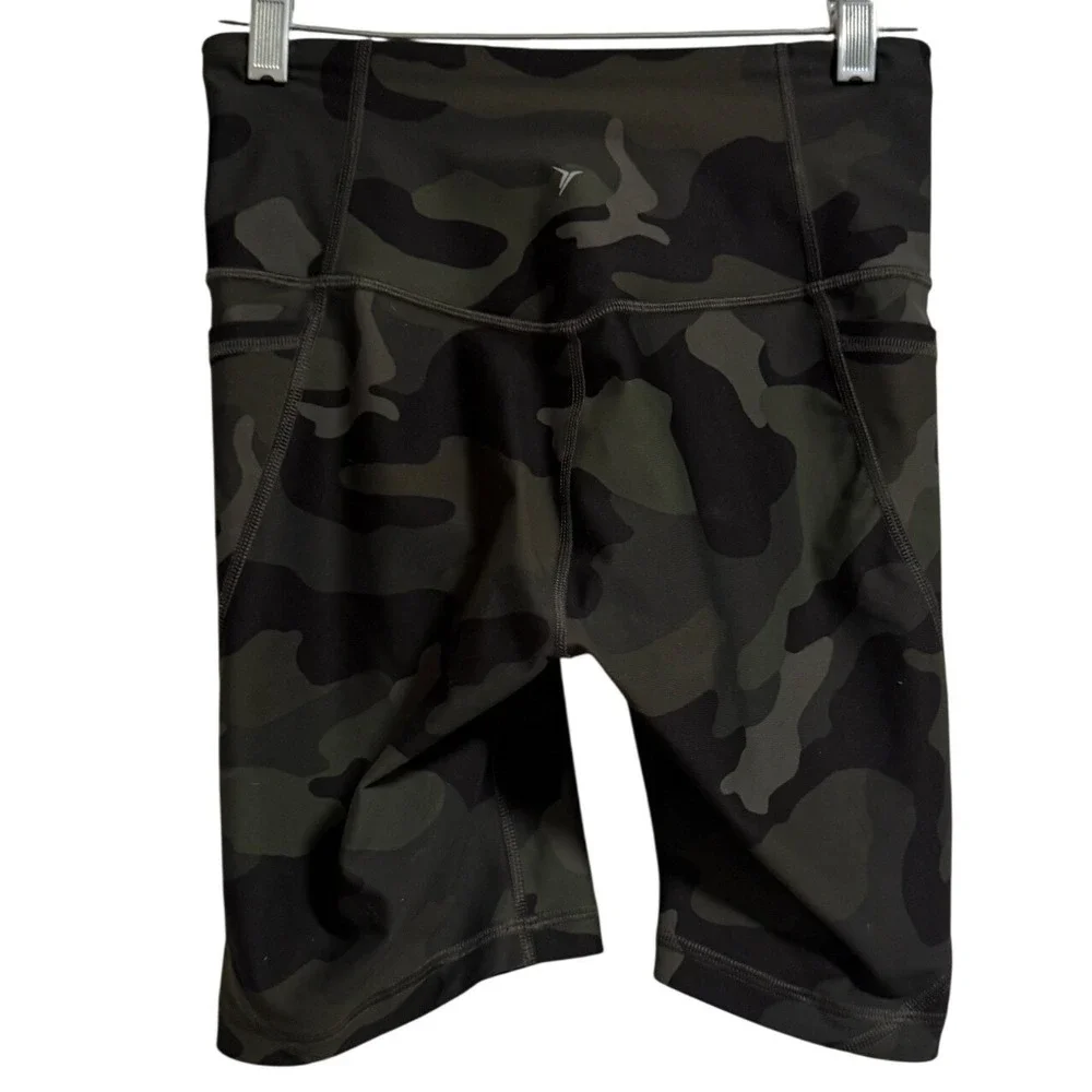 Old Navy Active Womens Camo High Waisted Biker Shorts Go-Dry Green Small